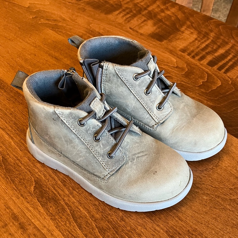 UGG Kids Gray chukka boots (see all photos as part of description)